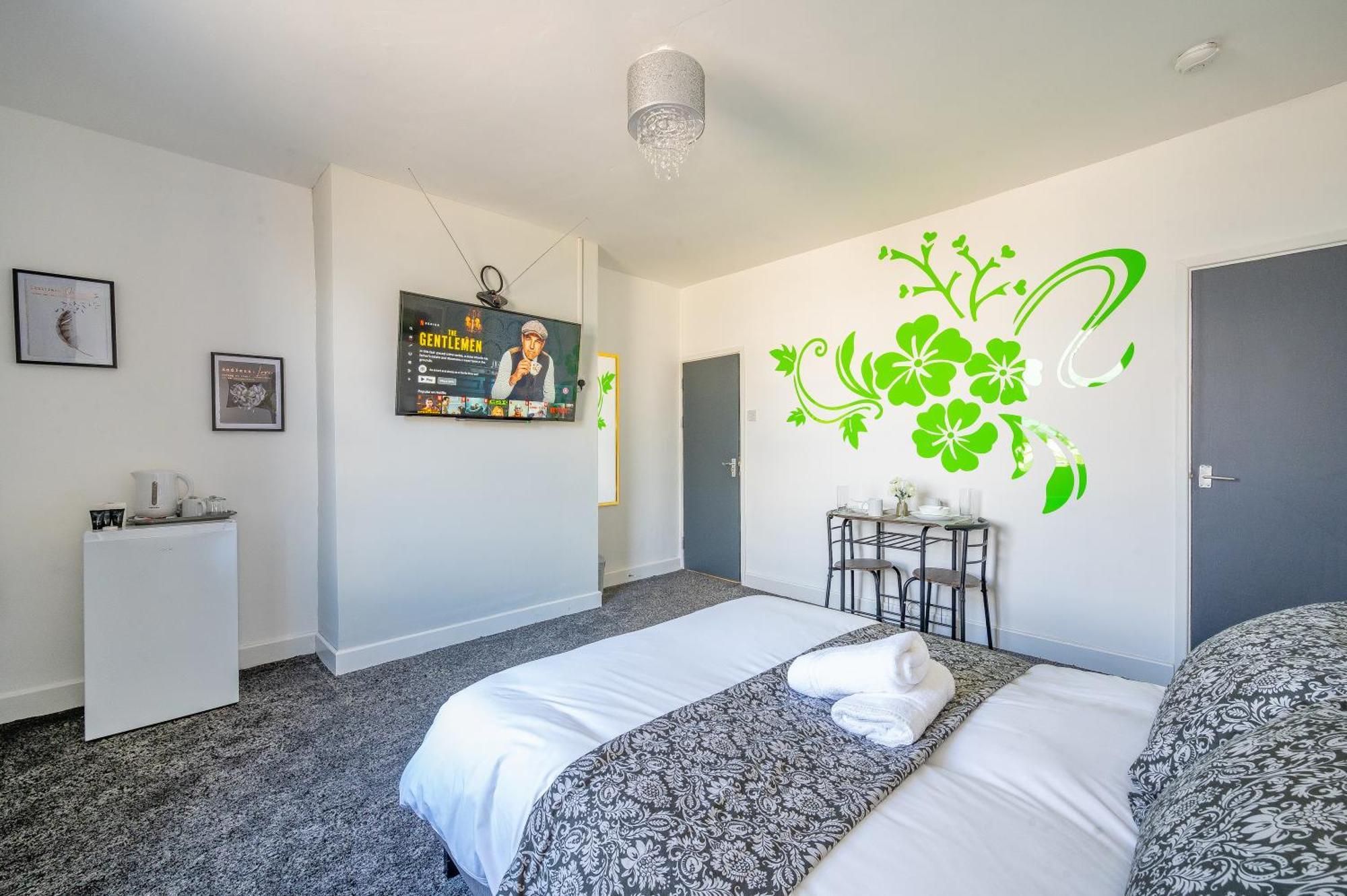 *Rc246*For Your Relaxed & Cosy Stay + Free Parking Лидс Экстерьер фото