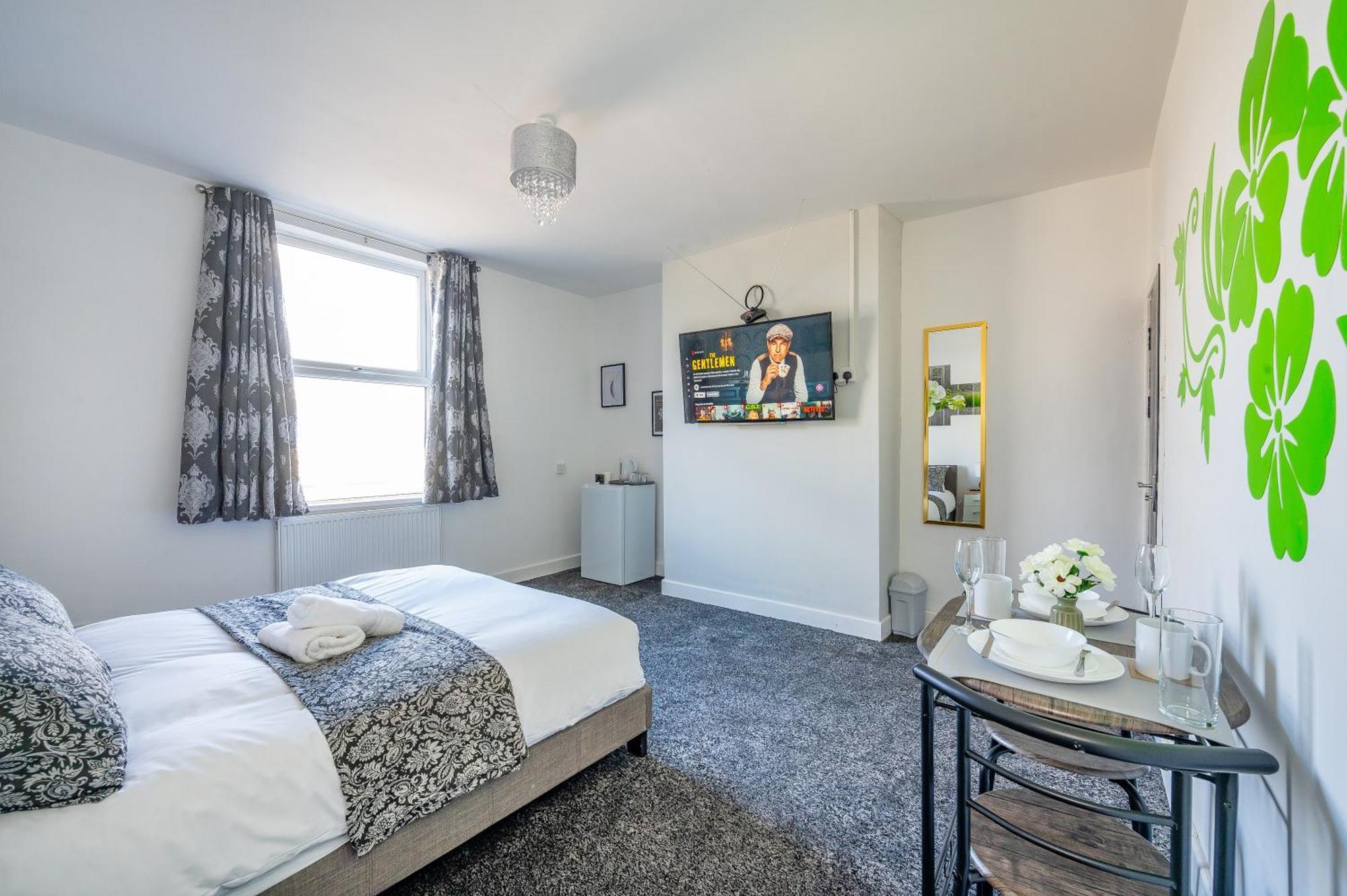 *Rc246*For Your Relaxed & Cosy Stay + Free Parking Лидс Экстерьер фото