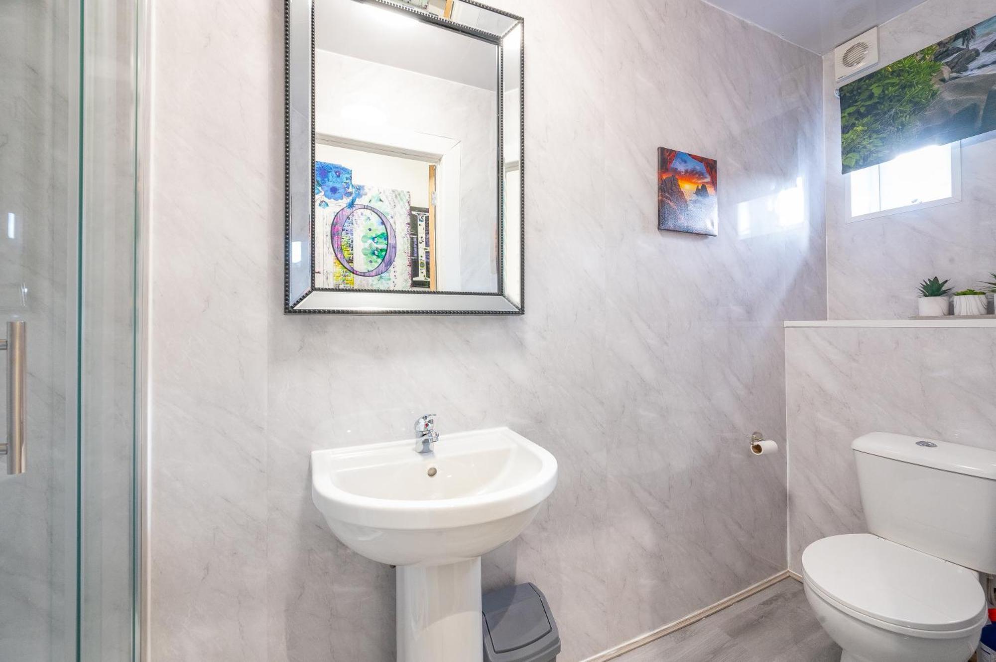 *Rc246*For Your Relaxed & Cosy Stay + Free Parking Лидс Экстерьер фото